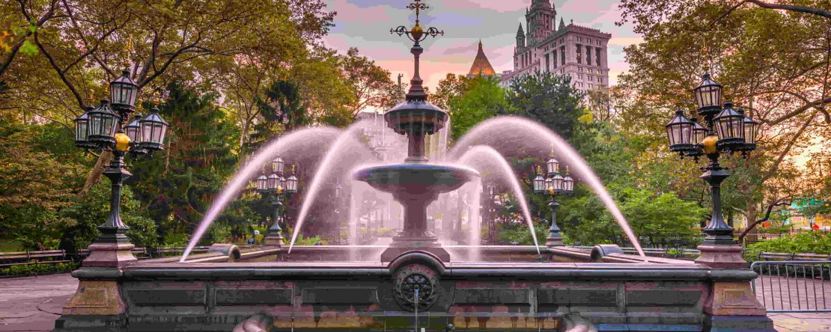 fuente en una plaza haciendo alusión a la prevención de la legionella