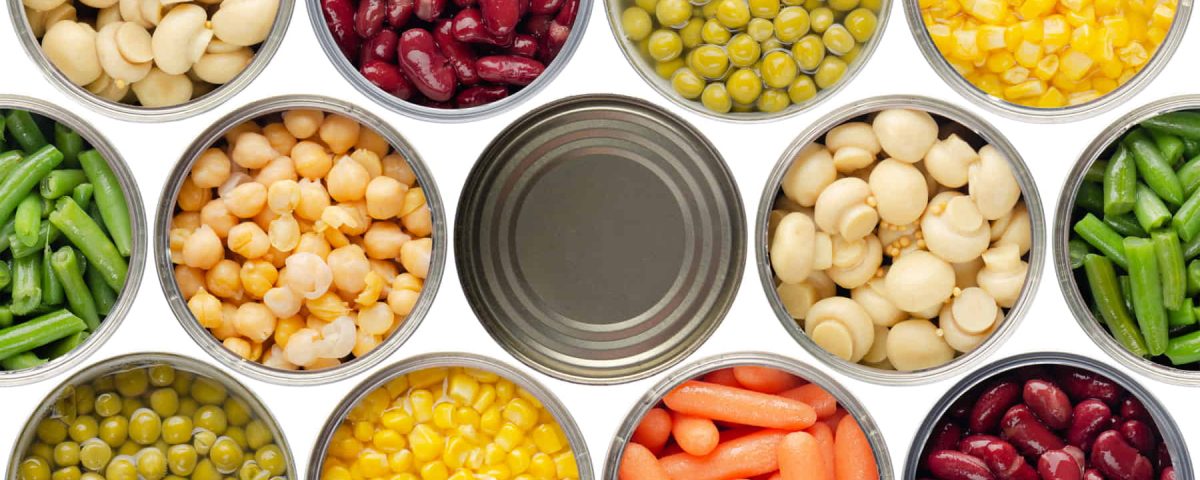 latas de verduras haciendo referencia al movimiento veggie.