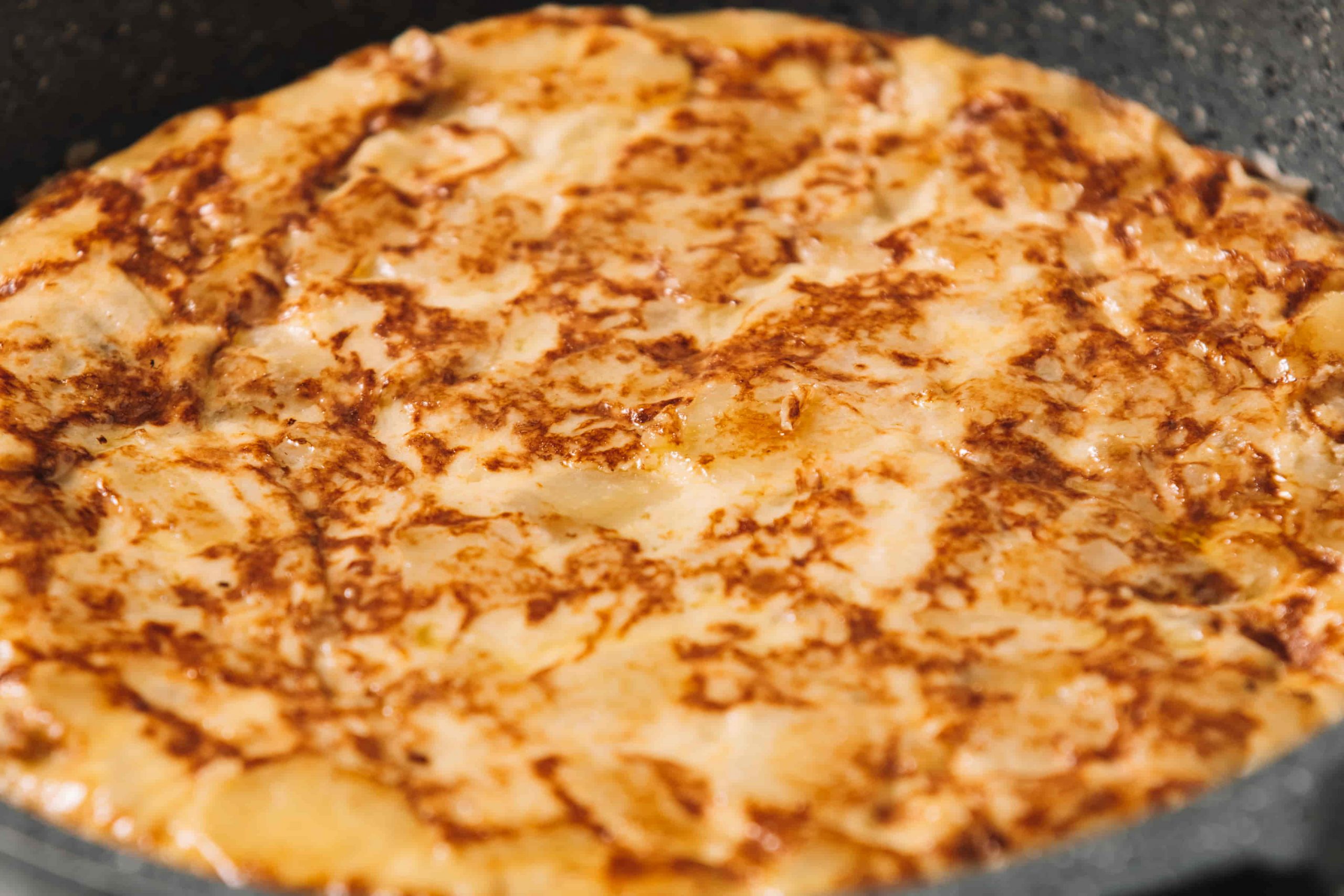 Imagen de una tortilla cocinándose